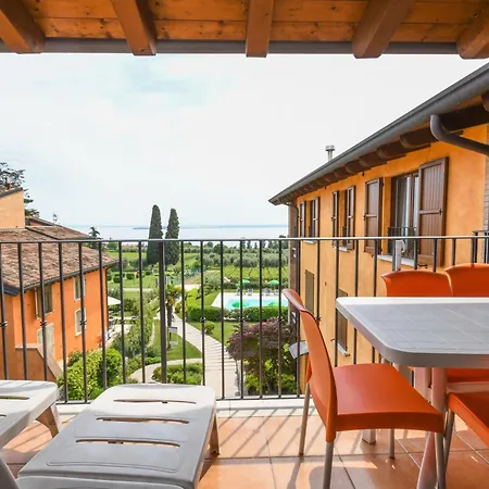 Apartment Mit Grill, Garten Und Seeblick Moniga del Garda