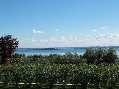 Mit Grill, Garten Und Seeblick
